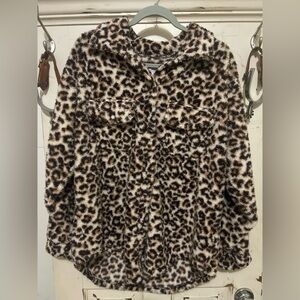 Adrienne Vittadini Sport NWT super soft!